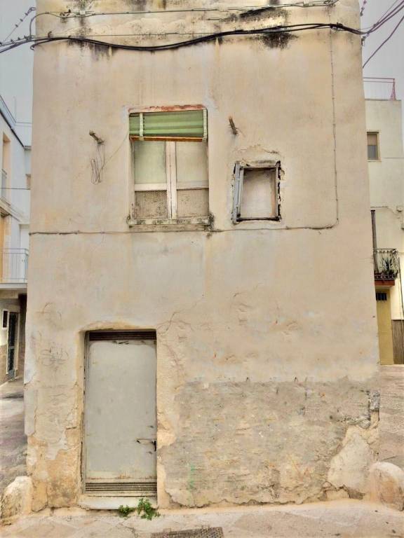 appartamento in vendita ad Acquaviva delle Fonti