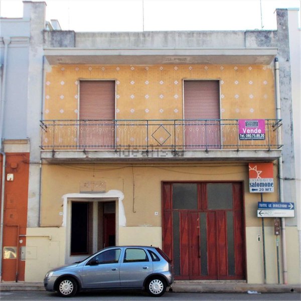 casa indipendente in vendita ad Acquaviva delle Fonti