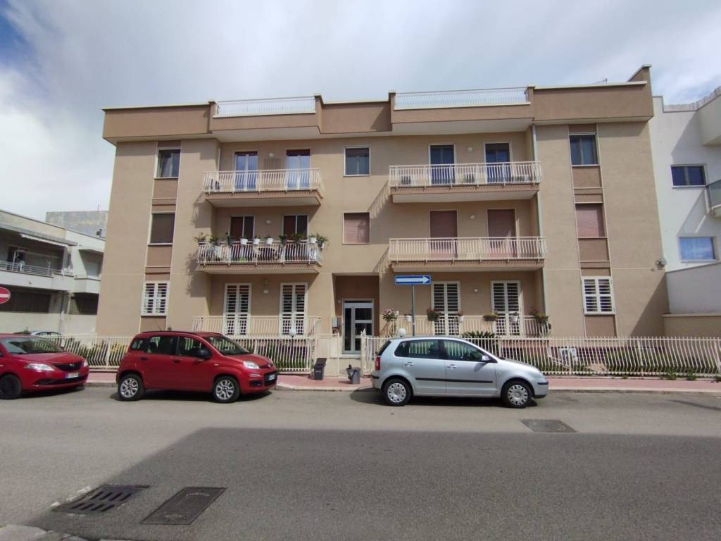 appartamento in vendita ad Acquaviva delle Fonti