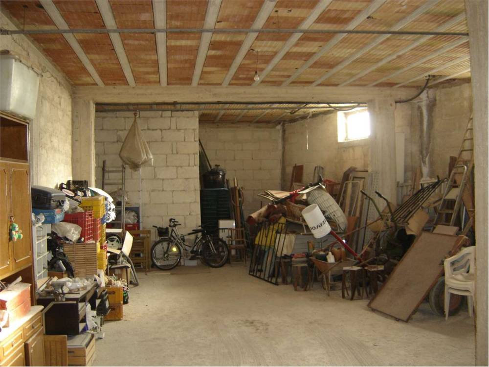 locale di sgombero in vendita ad Acquaviva delle Fonti