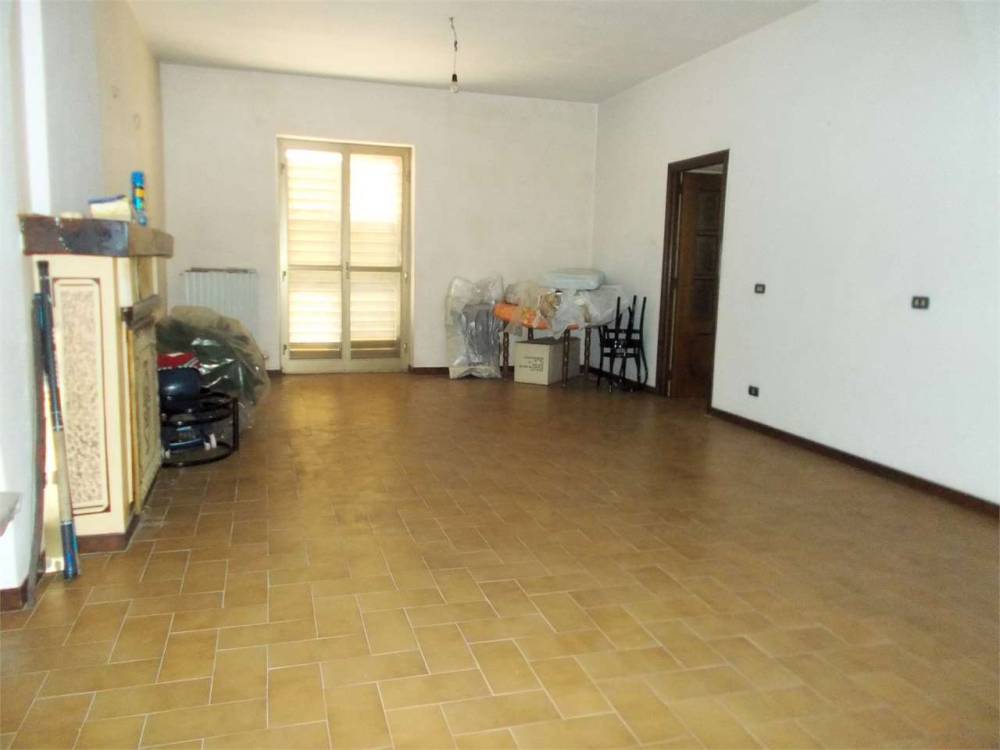 appartamento in vendita ad Acquaviva delle Fonti