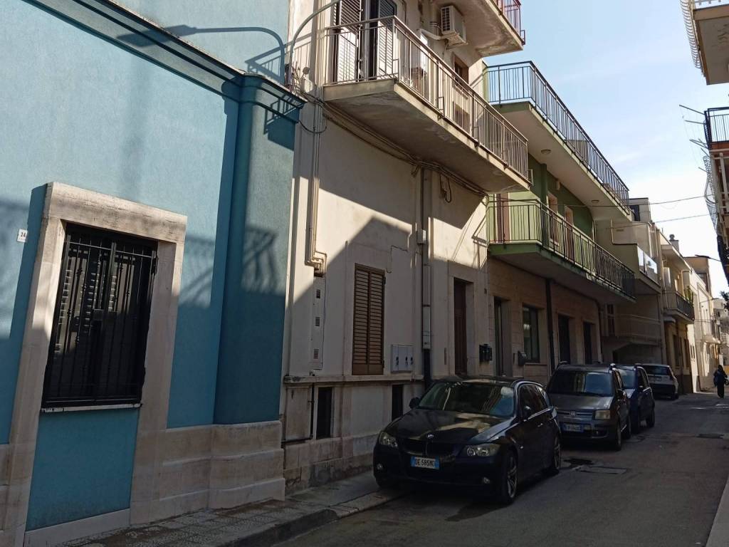 appartamento in vendita ad Acquaviva delle Fonti
