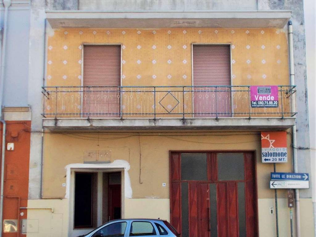 casa indipendente in vendita ad Acquaviva delle Fonti