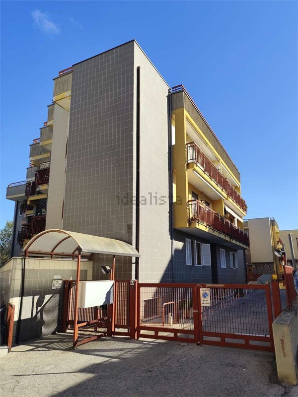 appartamento in vendita ad Acquaviva delle Fonti