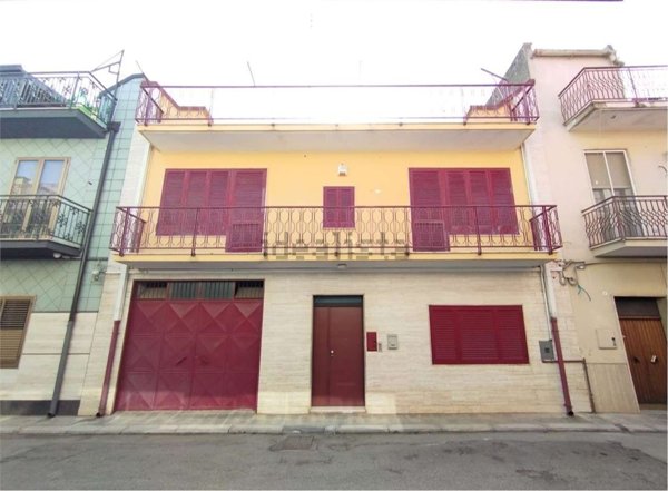 appartamento in vendita ad Acquaviva delle Fonti