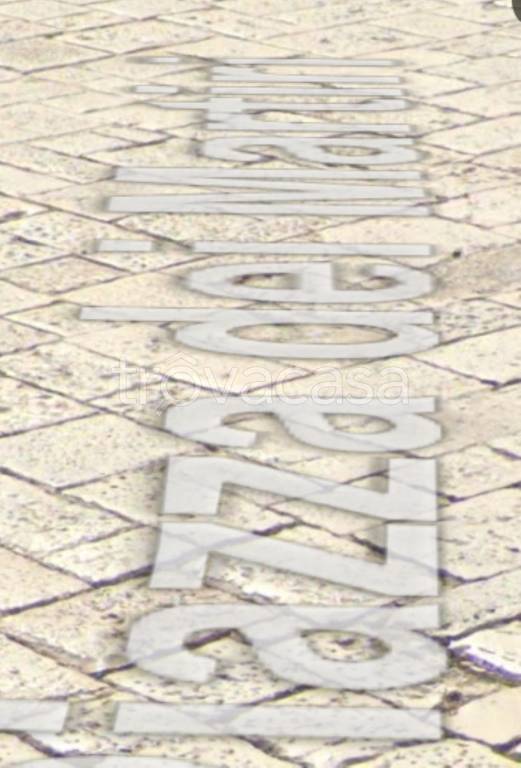 negozio in vendita ad Acquaviva delle Fonti
