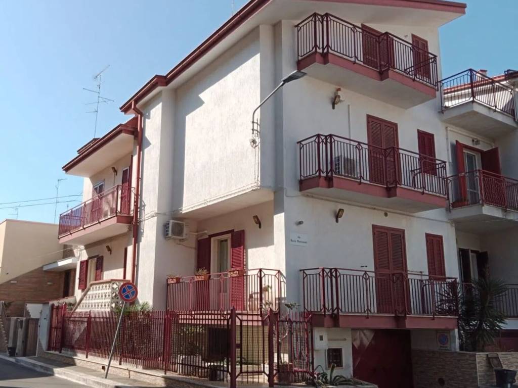 casa indipendente in vendita ad Acquaviva delle Fonti