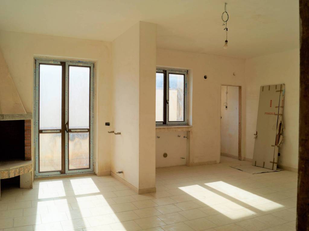 casa indipendente in vendita ad Acquaviva delle Fonti