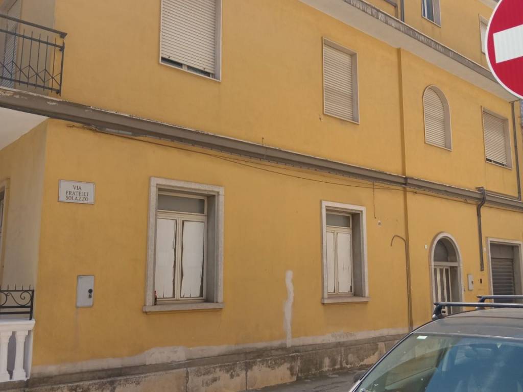 casa indipendente in vendita ad Acquaviva delle Fonti
