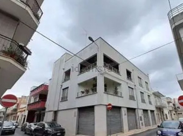 appartamento in vendita ad Acquaviva delle Fonti