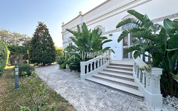 casa indipendente in vendita ad Acquaviva delle Fonti