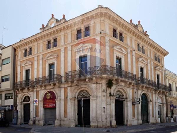 appartamento in vendita ad Acquaviva delle Fonti