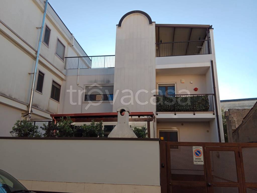 casa indipendente in vendita ad Acquaviva delle Fonti
