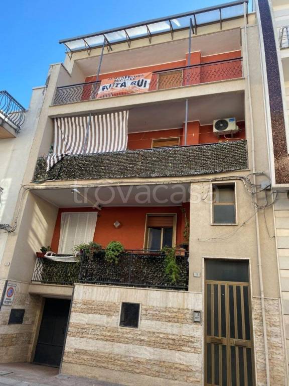 appartamento in vendita ad Acquaviva delle Fonti