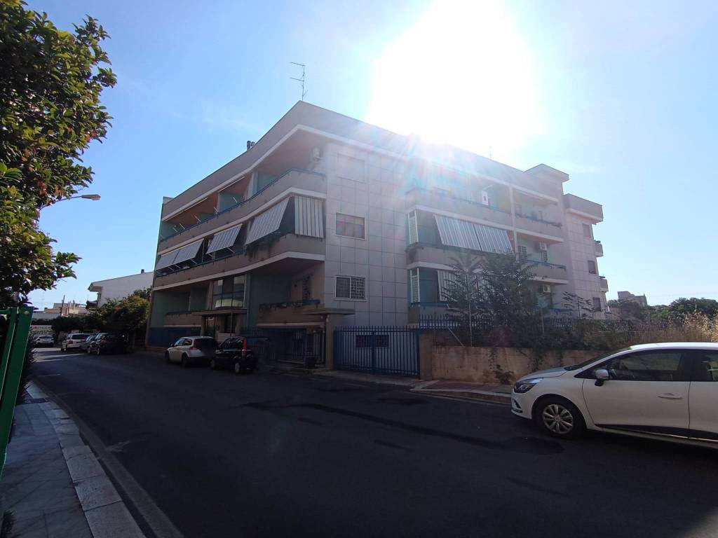 appartamento in vendita ad Acquaviva delle Fonti