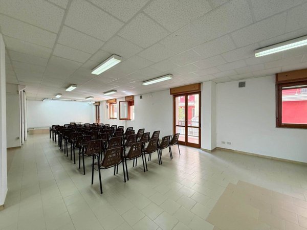 locale commerciale in vendita ad Acquaviva delle Fonti