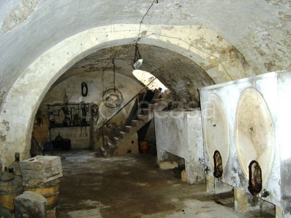locale commerciale in vendita ad Acquaviva delle Fonti