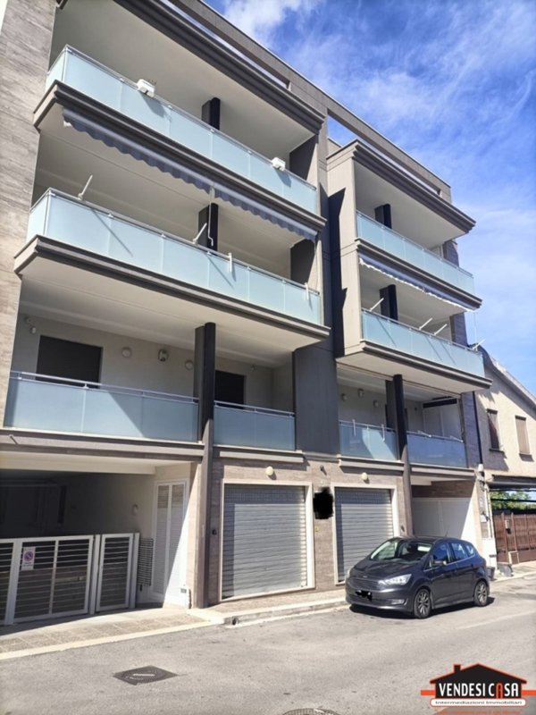 appartamento in vendita ad Acquaviva delle Fonti