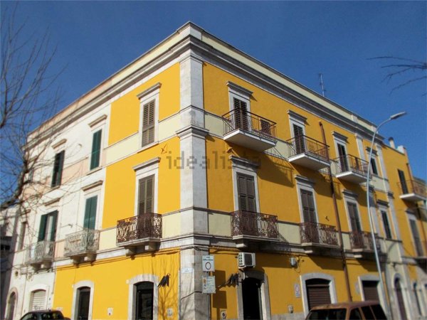 appartamento in vendita ad Acquaviva delle Fonti