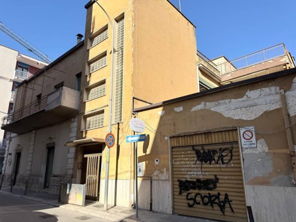 appartamento in vendita ad Acquaviva delle Fonti