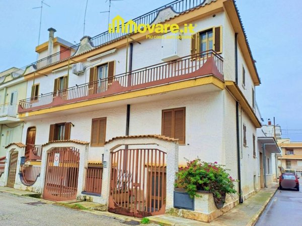 appartamento in vendita ad Acquaviva delle Fonti