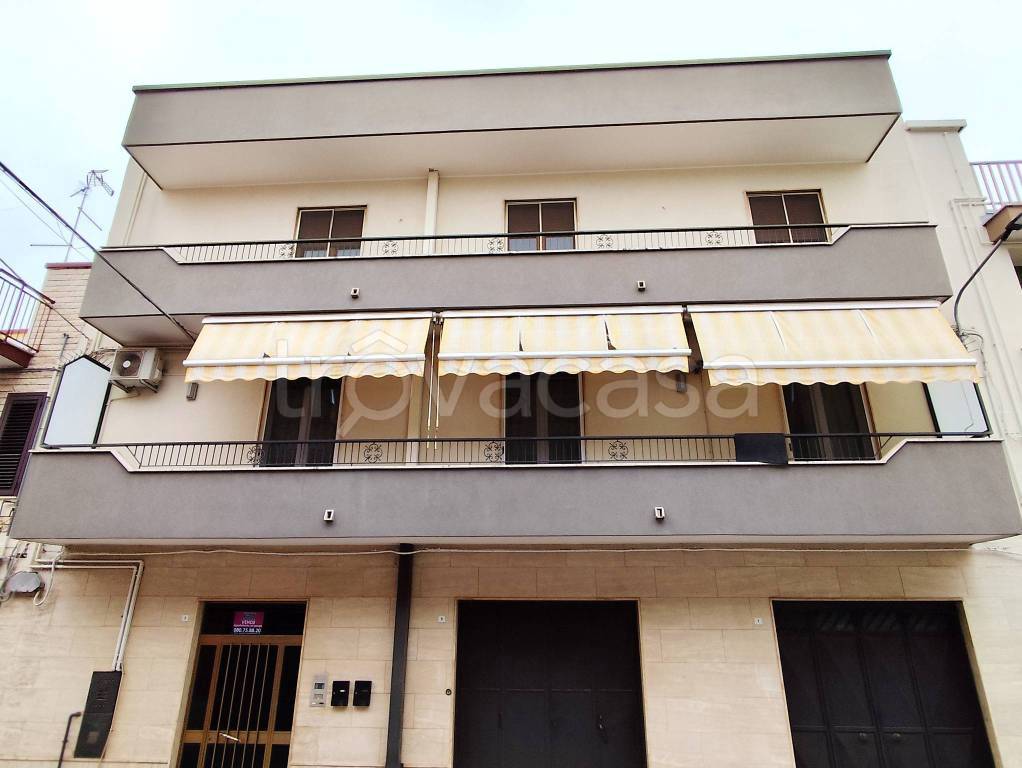 appartamento in vendita ad Acquaviva delle Fonti