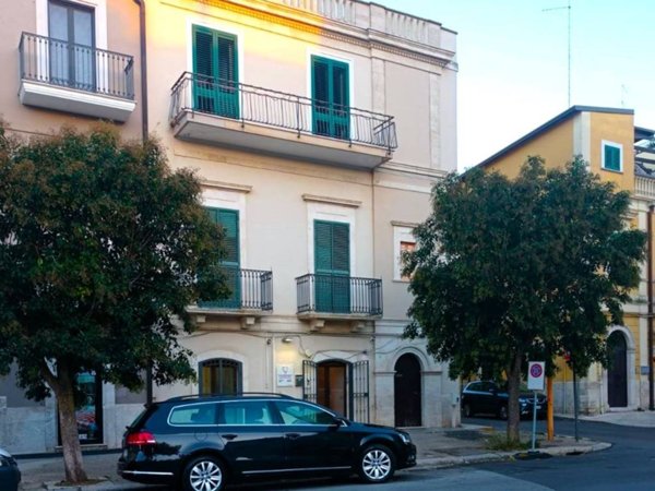 intera palazzina in vendita ad Acquaviva delle Fonti