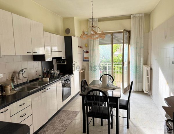 appartamento in vendita ad Acquaviva delle Fonti