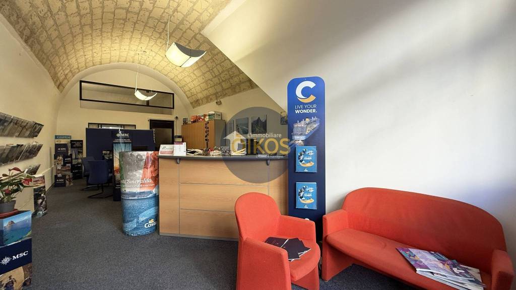 negozio in vendita ad Acquaviva delle Fonti