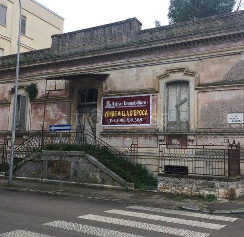casa indipendente in vendita ad Acquaviva delle Fonti