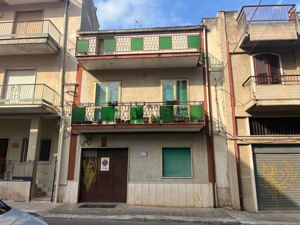 casa semindipendente in vendita ad Acquaviva delle Fonti