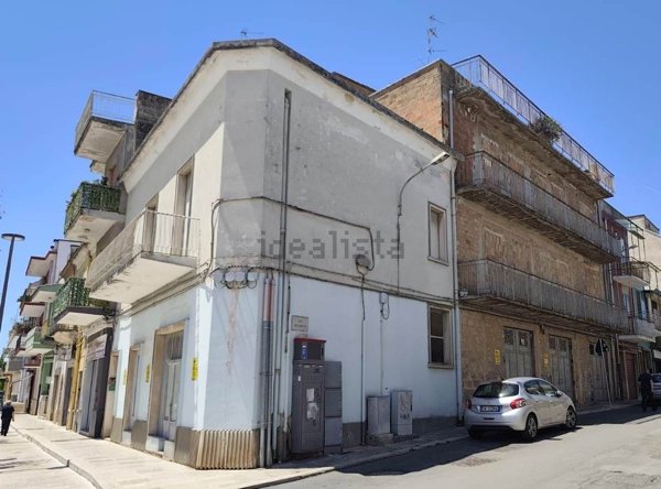 esavano in vendita ad Acquaviva delle Fonti