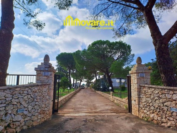 casa indipendente in vendita ad Acquaviva delle Fonti