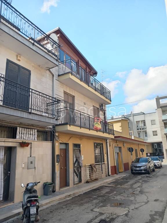 casa indipendente in vendita ad Acquaviva delle Fonti