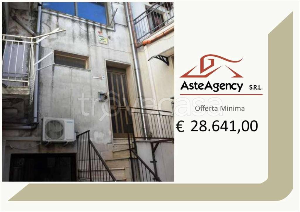 appartamento in vendita ad Acquaviva delle Fonti