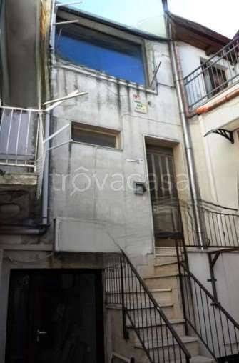 appartamento in vendita ad Acquaviva delle Fonti