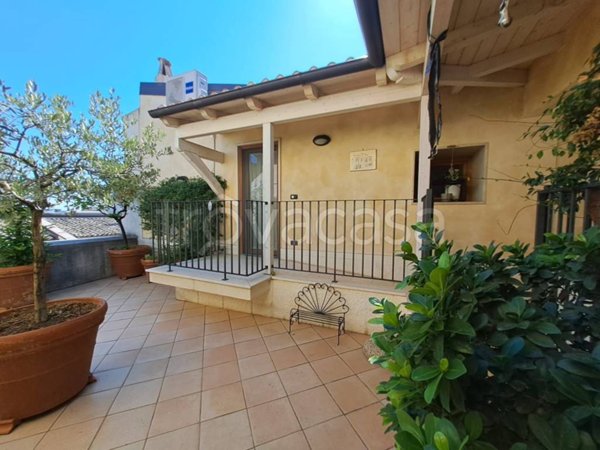 appartamento in vendita ad Acquaviva delle Fonti