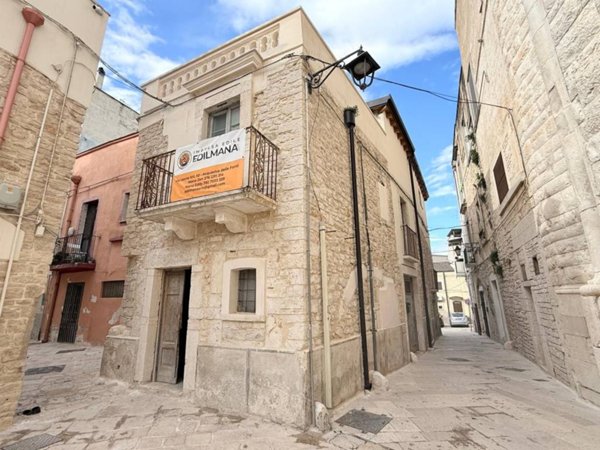 appartamento in vendita ad Acquaviva delle Fonti