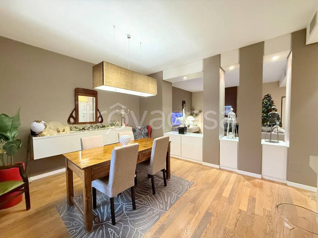 appartamento in vendita ad Acquaviva delle Fonti