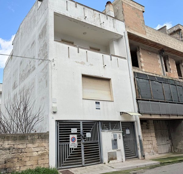 appartamento in vendita ad Acquaviva delle Fonti