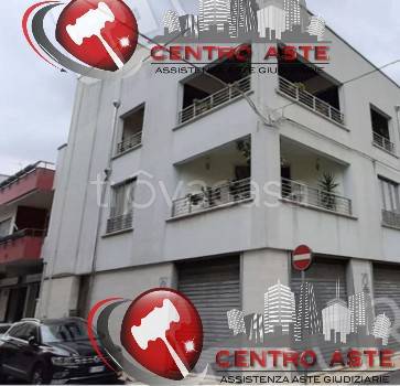 appartamento in vendita ad Acquaviva delle Fonti