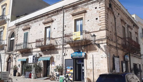 appartamento in vendita ad Acquaviva delle Fonti