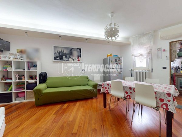 appartamento in vendita ad Acquaviva delle Fonti