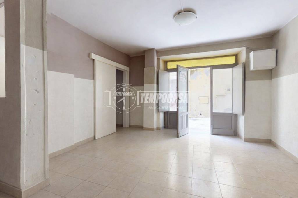 casa indipendente in vendita ad Acquaviva delle Fonti