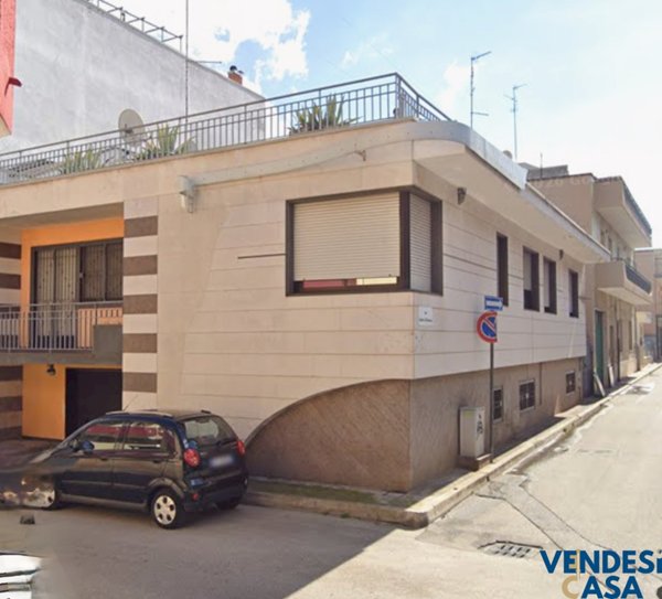 casa indipendente in vendita ad Acquaviva delle Fonti