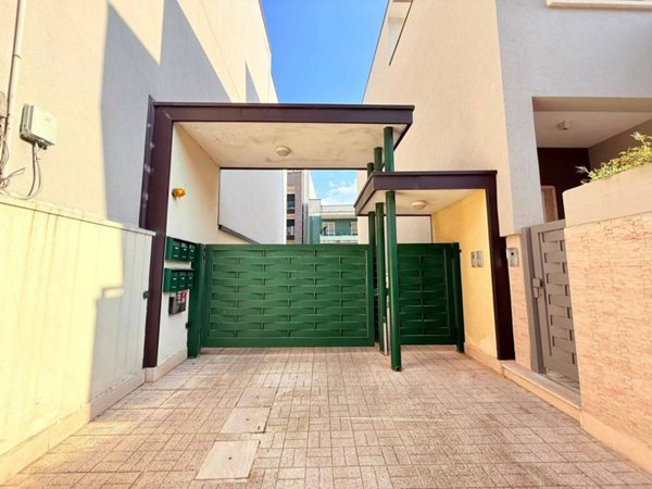 appartamento in vendita ad Acquaviva delle Fonti