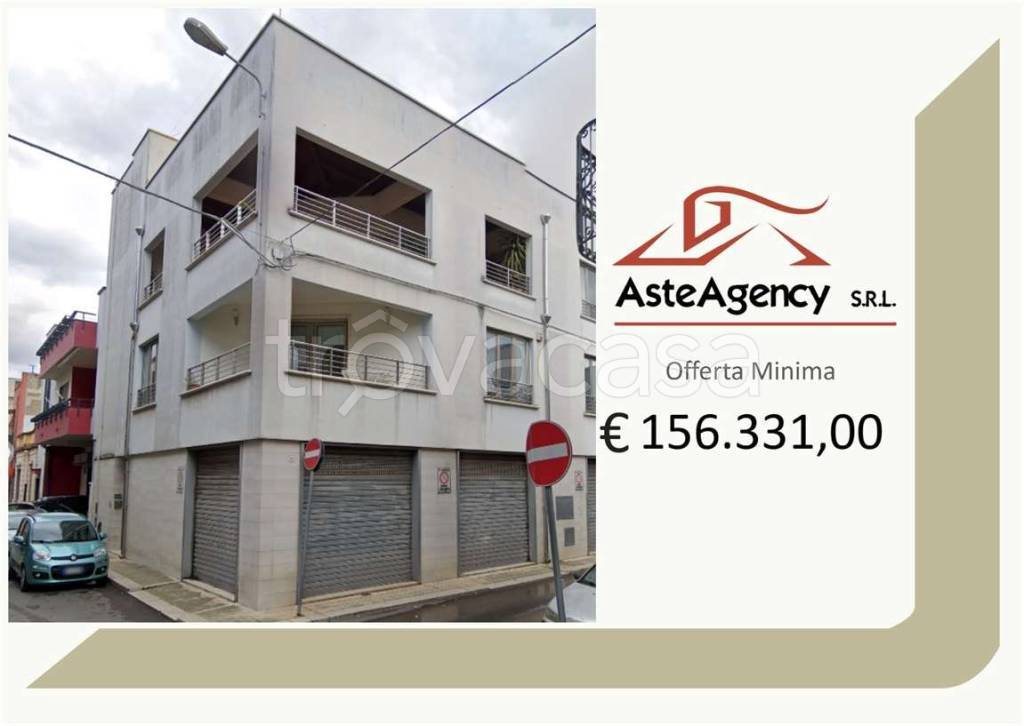 appartamento in vendita ad Acquaviva delle Fonti