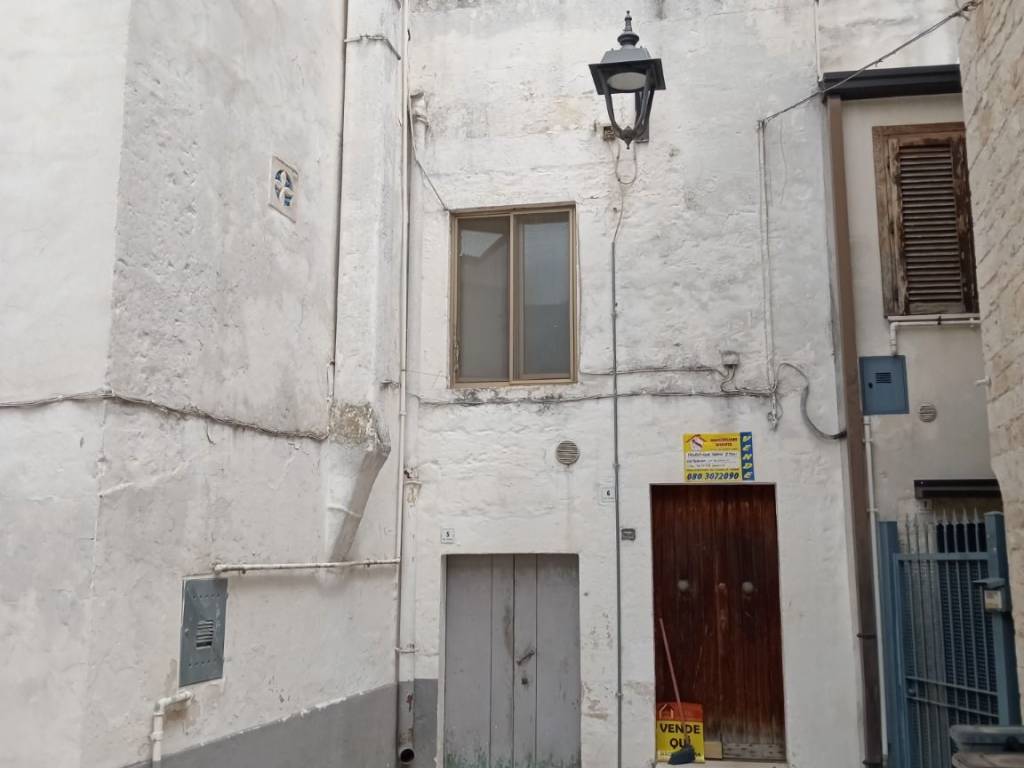 casa indipendente in vendita ad Acquaviva delle Fonti