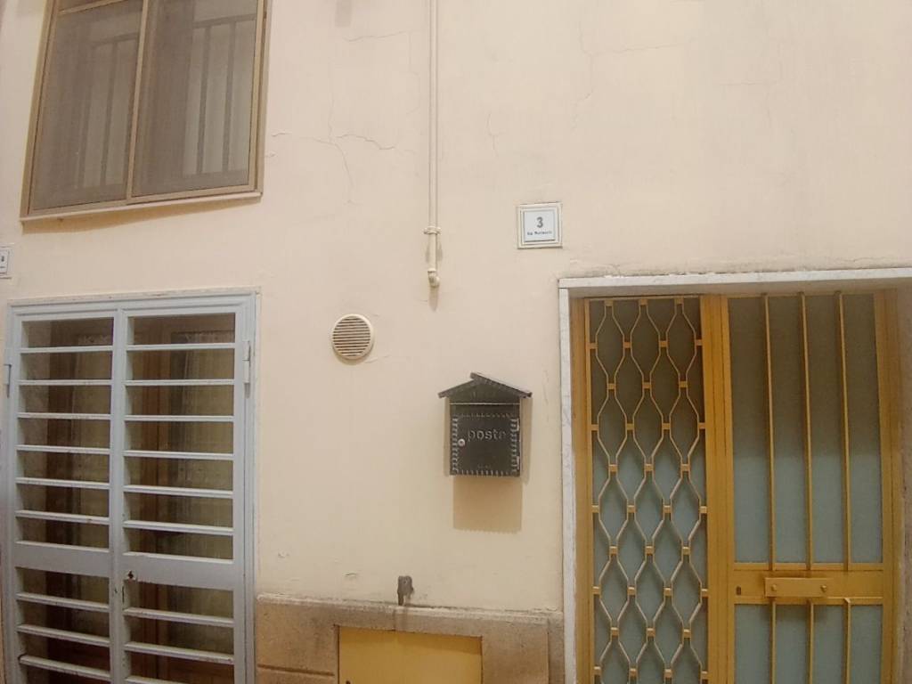 casa indipendente in vendita ad Acquaviva delle Fonti