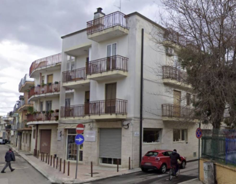 appartamento in vendita ad Acquaviva delle Fonti